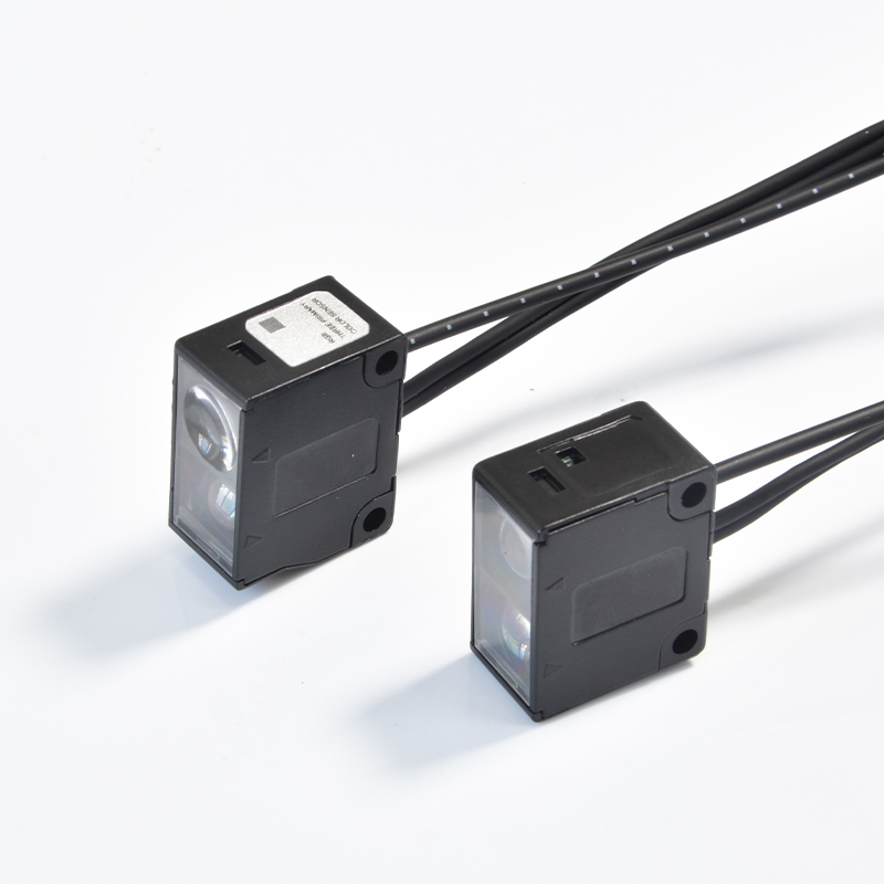 Reconhecimento preciso de cores, controle inteligente-Os sensores fotoelétricos codificados por cores da série FW-V21 abrem uma nova era de inspeção industrial.
